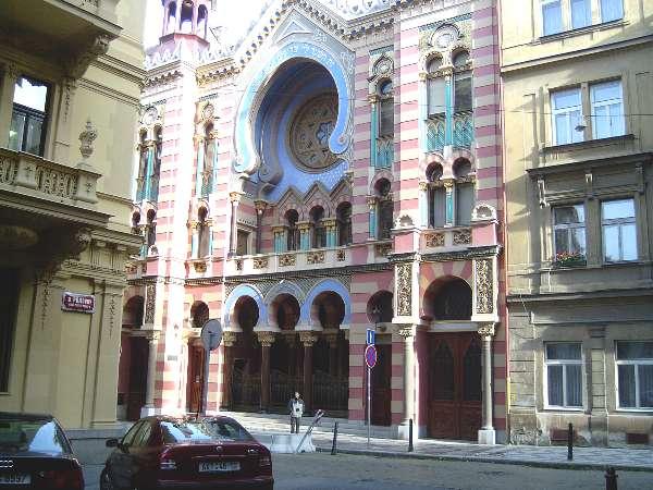 jubilejni_synagoga_celkovy_pohled_jpg