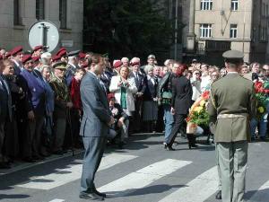 458112_18. 6. Náměstek primátora hl. m. Prahy Mgr. Rudolf Blažek se zúčastnil pietního aktu v chrámu Cyrila a Metoděje