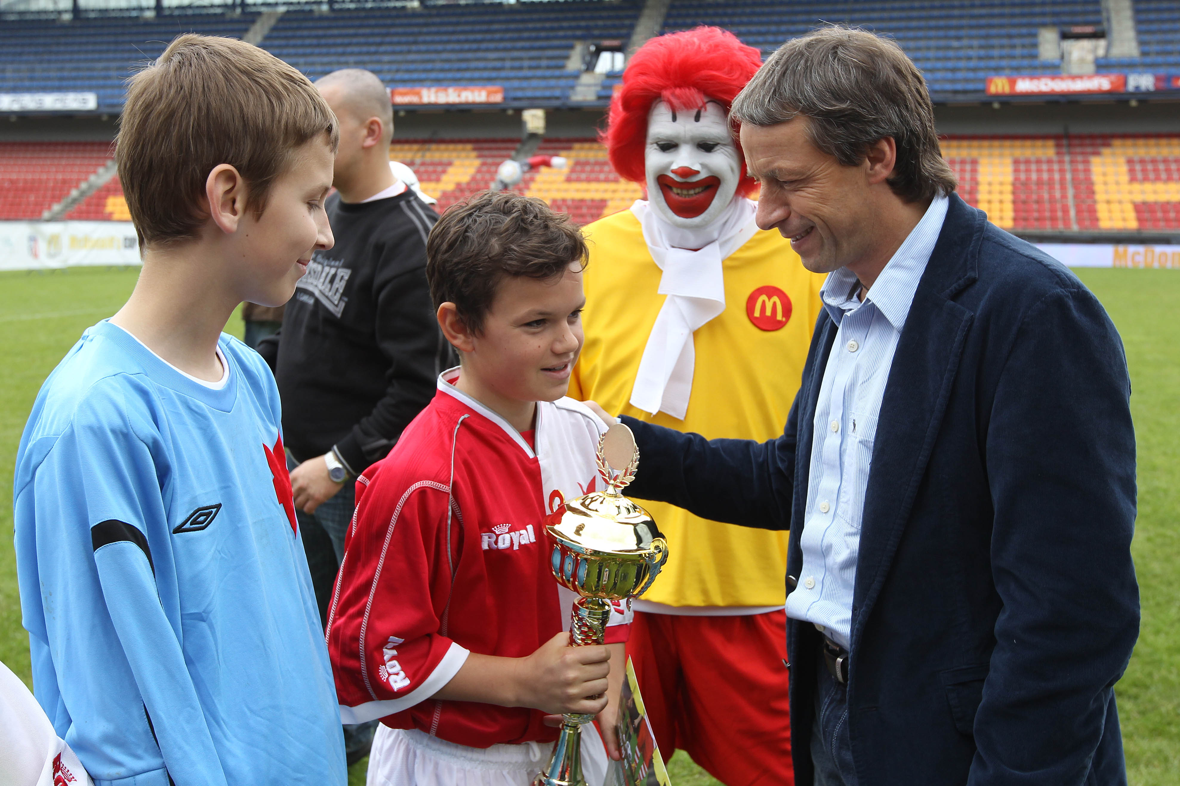 Primátor hl. m. Prahy předal vítězné poháry Mc Donald´s Cupu